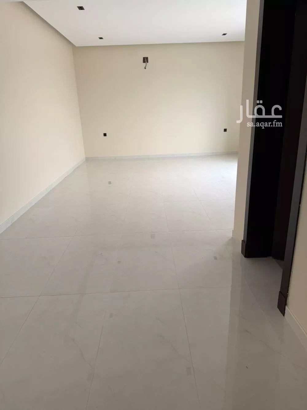 فيلا للإيجار في شارع الملك خالد بن عبد العزيز, حي عقرباء, مدينة الجبيلة, منطقة الرياض 1 صورة