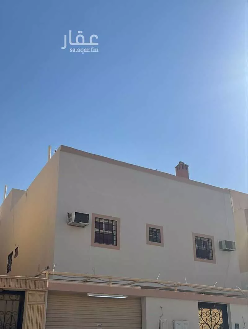 فيلا للبيع في شارع البرادية, حي الدار البيضاء, مدينة الرياض, منطقة الرياض 1 صورة