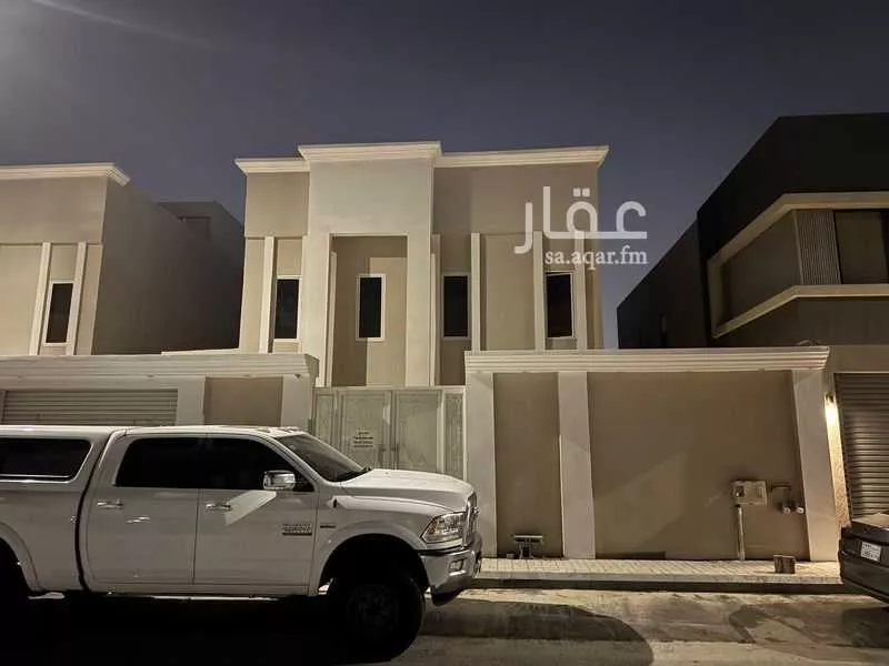 فيلا للبيع في شارع عماد بن يزيد, حي الراكة الجنوبية, مدينة الخبر, المنطقة الشرقية 1 صورة