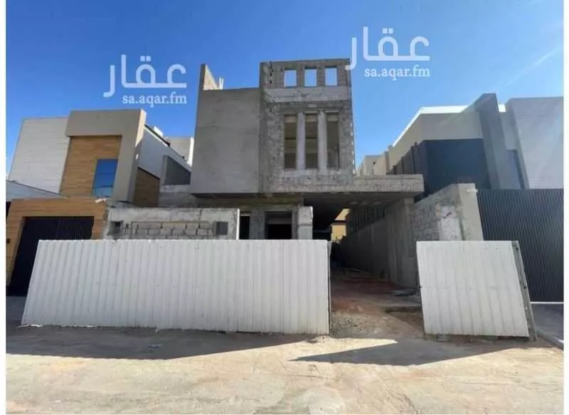 فيلا للبيع في شارع ابن النجم, حي الحمراء, مدينة الرياض, منطقة الرياض 1 صورة