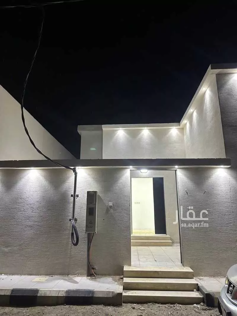 فيلا للبيع في حي الشلال, مدينة عفيف, منطقة الرياض 1 صورة