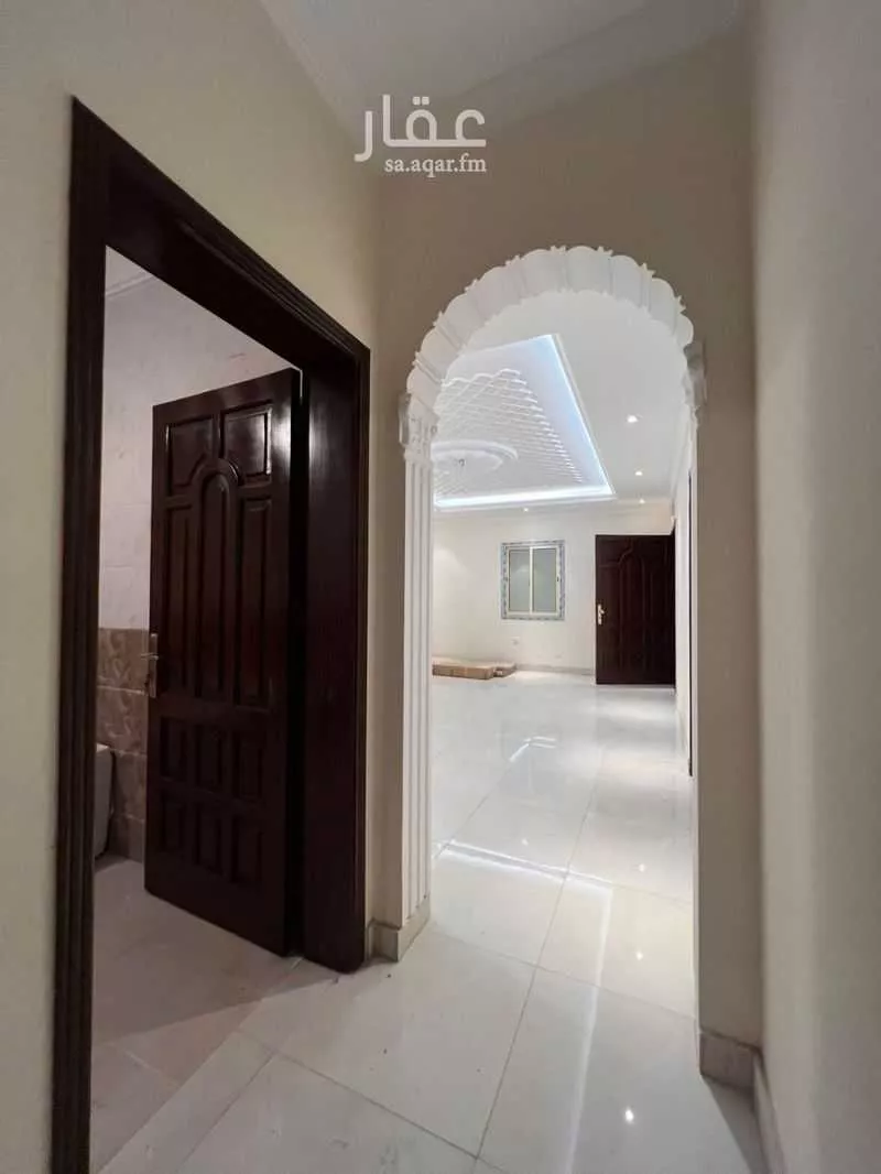 فيلا للإيجار في شارع محمد بن اسعد العظم, حي النزهة, مدينة جدة, منطقة مكة المكرمة 1 صورة