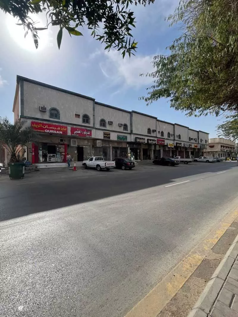 عمارة للبيع في شارع عبادة بن الصامت, حي الروضة, مدينة الرياض, منطقة الرياض 1 صورة