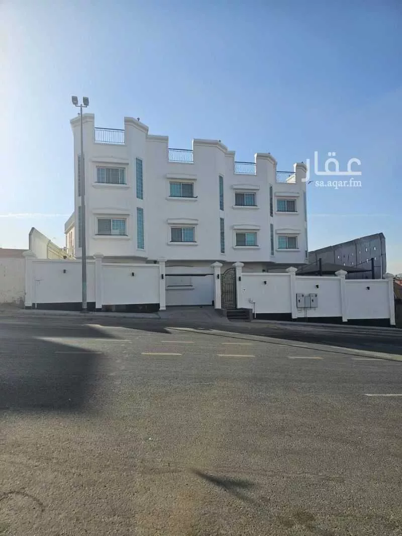 فيلا للبيع في شارع غازي بن ظافر, حي الخالدية, مدينة مكة المكرمة, منطقة مكة المكرمة 1 صورة