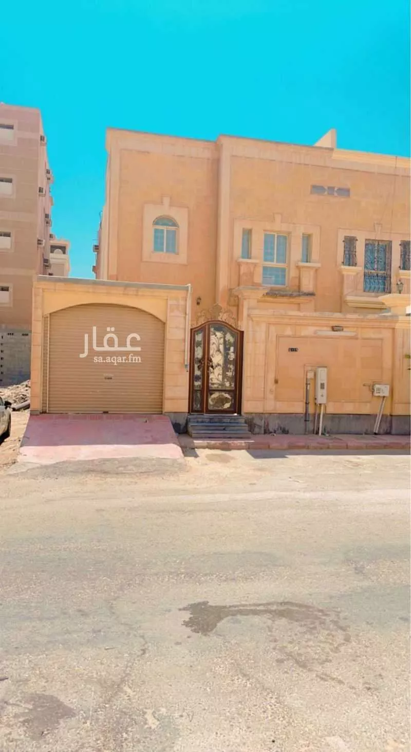 فيلا للبيع في شارع الأسود بن مالك ، حي الندى ، الدمام ، الدمام 1 صورة