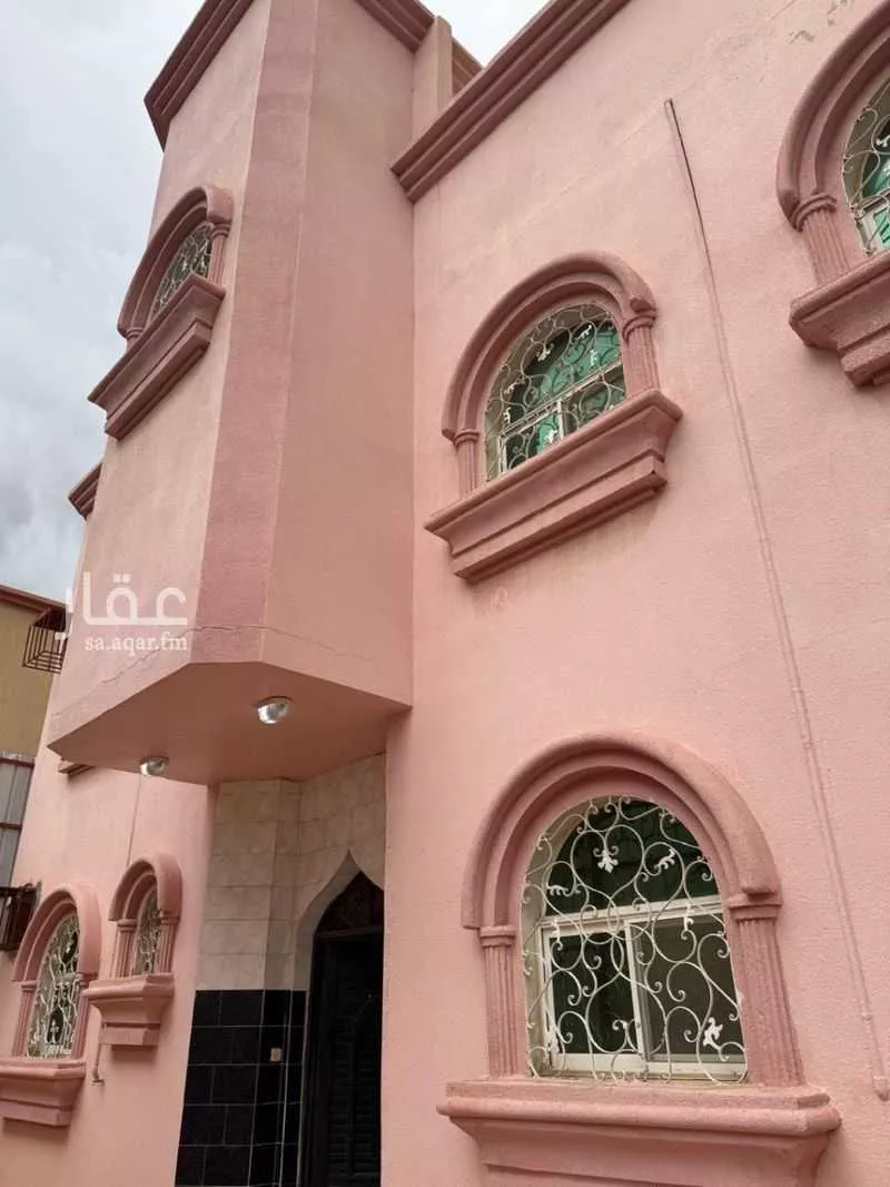 عمارة للإيجار في شارع ال قيشه 54, حي ال قيشه , مدينة احد رفيده, منطقة عسير 1 صورة