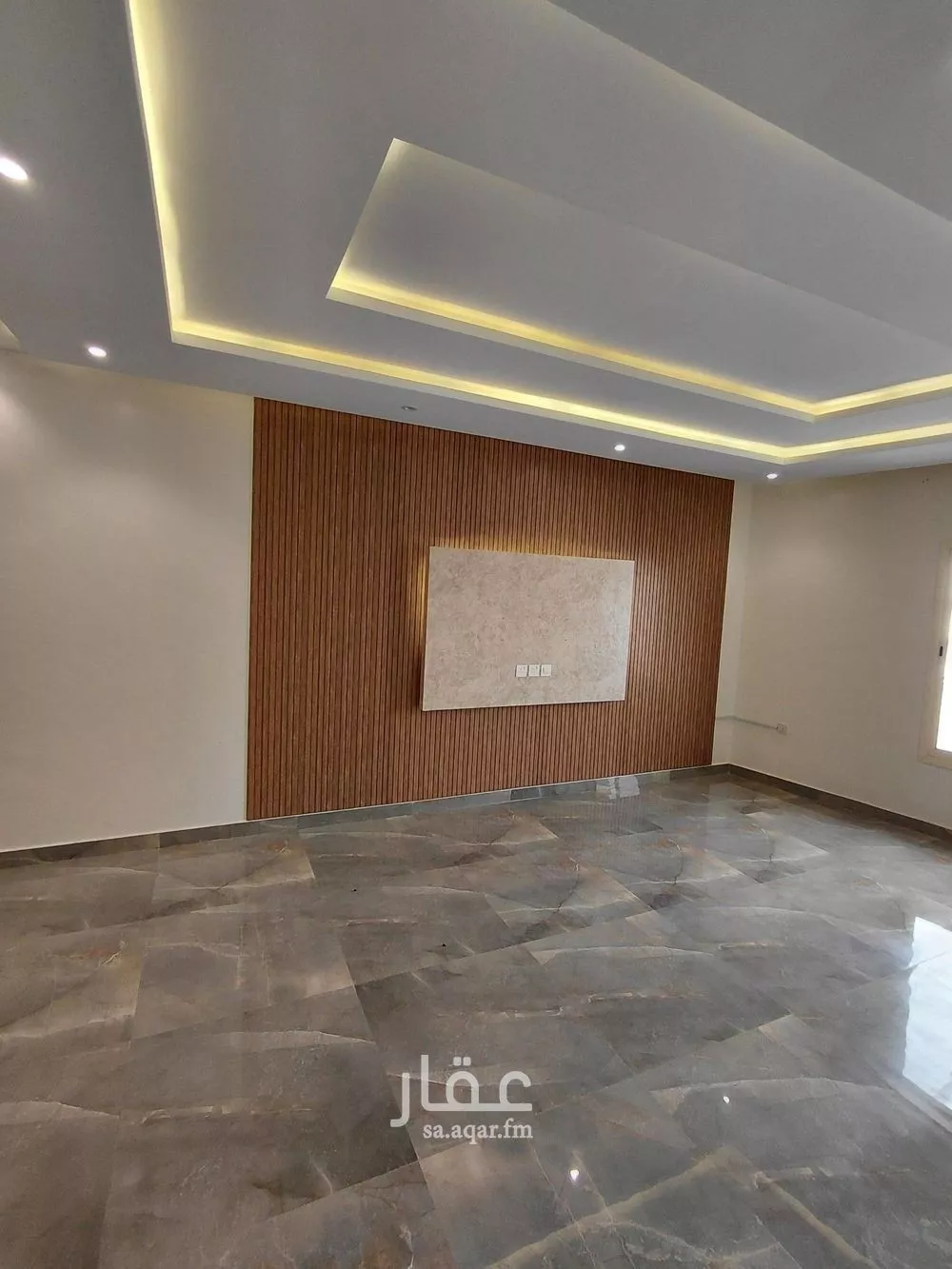 عمارة للإيجار في شارع مدينة الزايد, حي العقيق, مدينة الرياض, منطقة الرياض 1 صورة