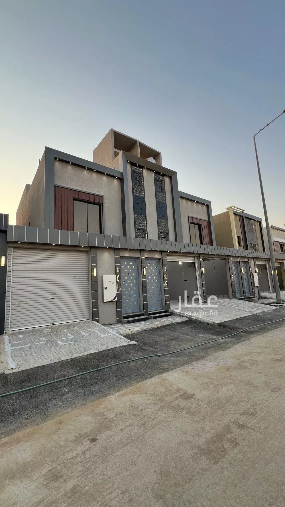 دور للبيع في شارع عبدالرحمن الرازي, حي عكاظ, مدينة الرياض, منطقة الرياض 1 صورة