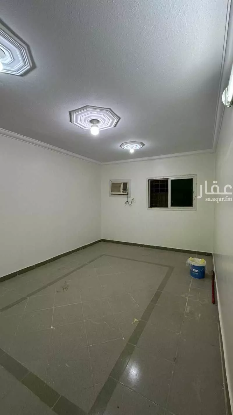 شقة للإيجار في شارع الشيخ محمد بن عبداللطيف بن عبدالرحمن , حي السويدي الغربي, مدينة الرياض, منطقة الرياض 1 صورة