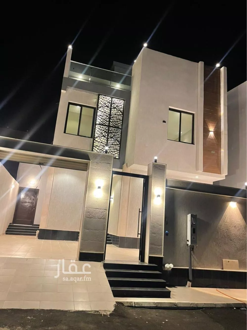فيلا للبيع في شارع أحمد بن خالد بن الجباب, حي الياقوت, مدينة جدة, منطقة مكة المكرمة 1 صورة