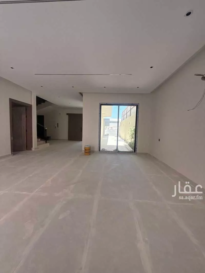 فيلا للبيع في شارع ابن الطفيل, حي ضاحية الملك فهد, مدينة الدمام, المنطقة الشرقية 1 صورة