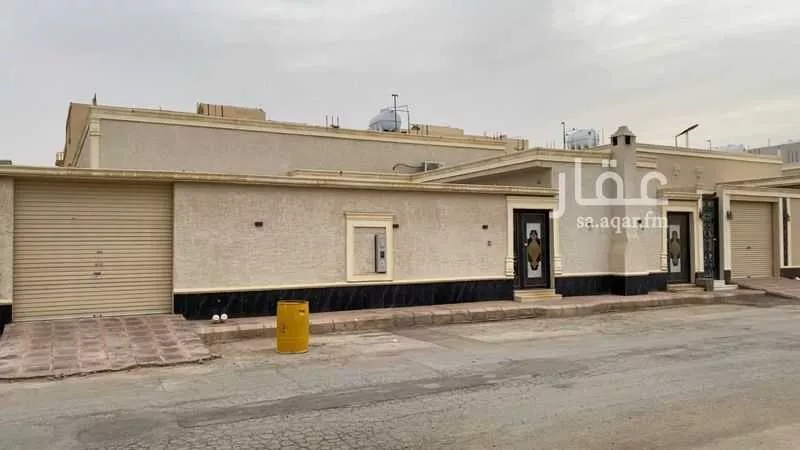 فيلا للبيع في شارع حكيم ابن حزام, حي نوارة, مدينة المزاحمية, منطقة الرياض 1 صورة