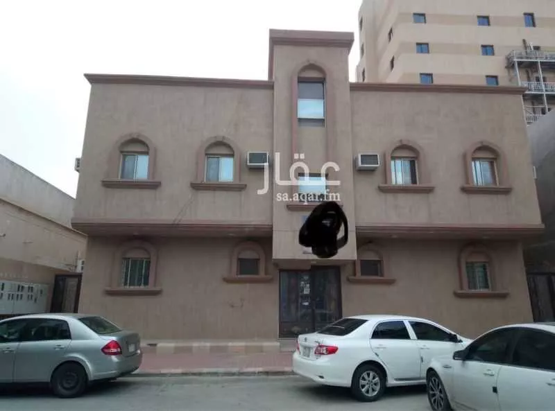 عمارة للبيع في شارع شارع  1 ب, حي المرقاب, مدينة الجبيل, المنطقة الشرقية 1 صورة