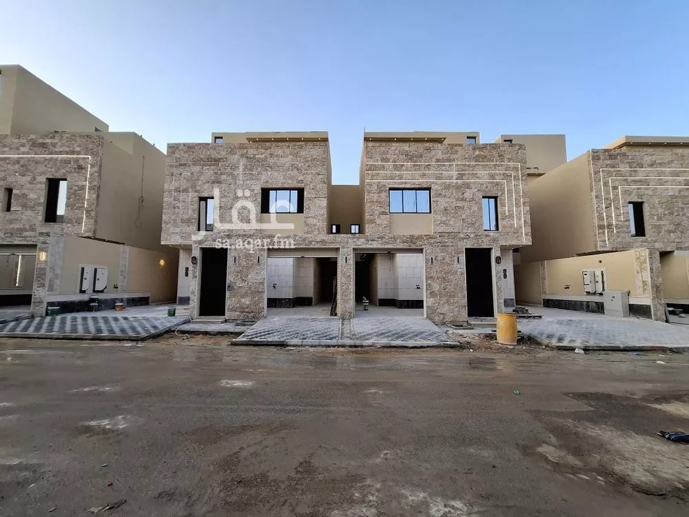 دور للبيع في شارع أحمد التدميري, حي طويق, مدينة الرياض, منطقة الرياض 1 صورة