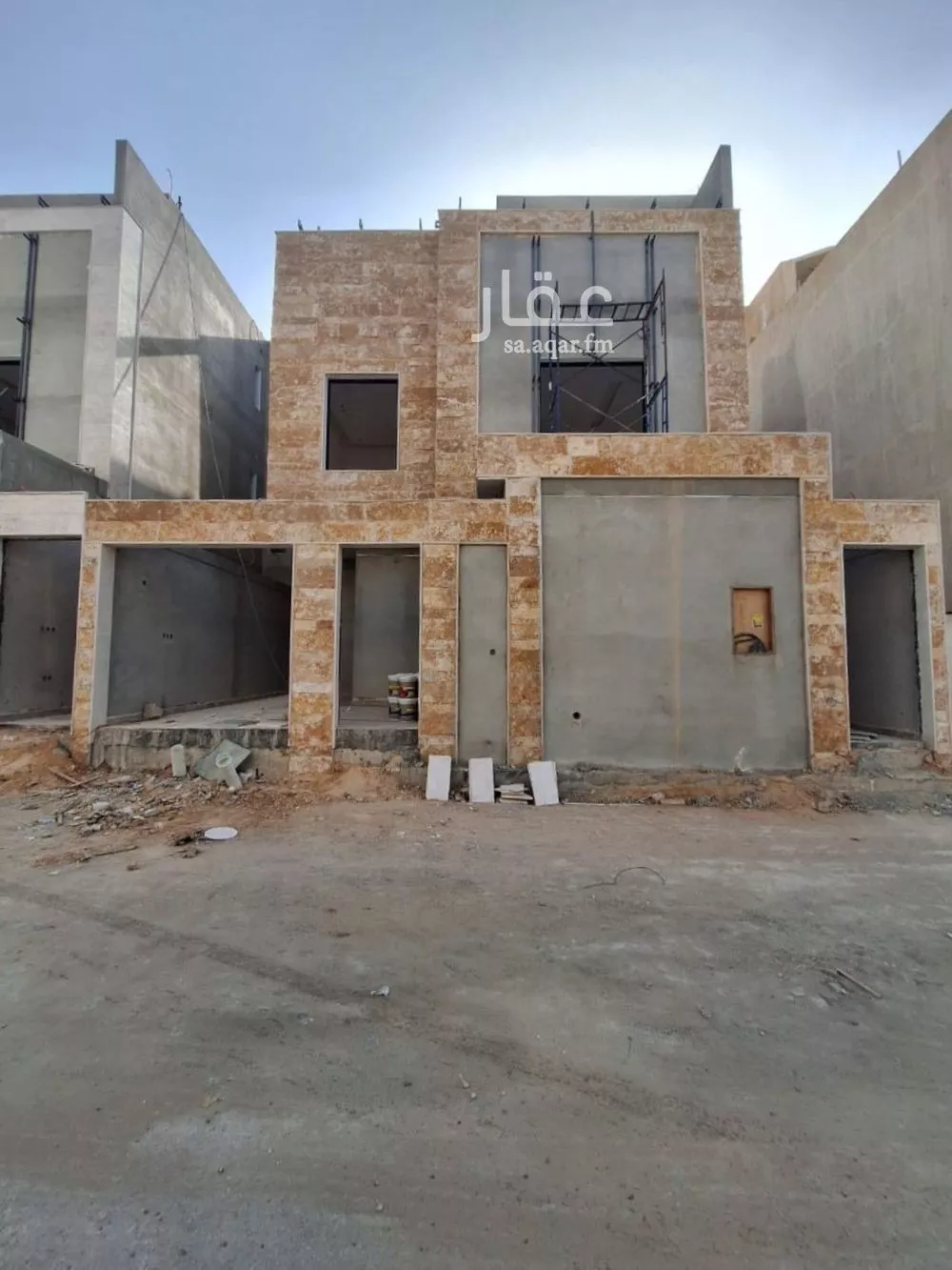 فيلا للبيع في شارع عبدالله بن بكر كمال, حي العوالي, مدينة الرياض, منطقة الرياض 1 صورة