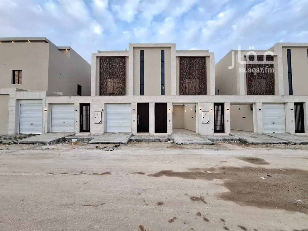 دور للبيع في شارع صدقه بن كثير, حي طويق, مدينة الرياض, منطقة الرياض 1 صورة
