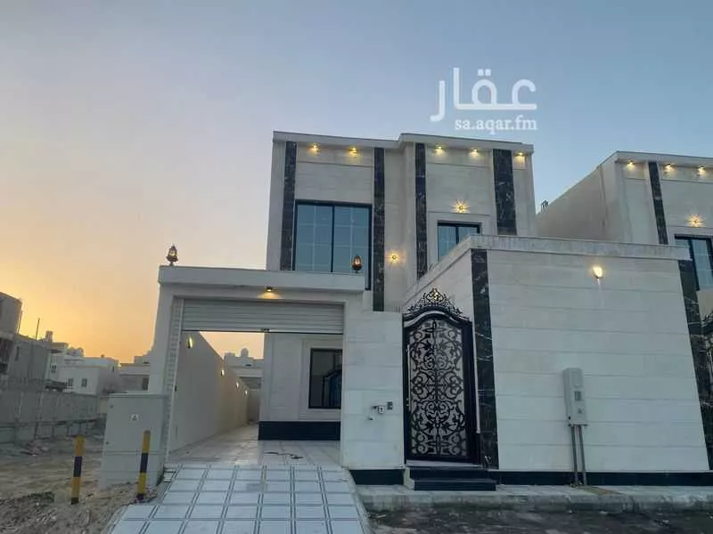 فيلا للبيع في شارع العزيزية 27, حي العزيزية, مدينة الجبيل, المنطقة الشرقية 1 صورة