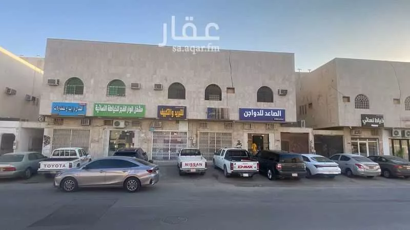 عمارة للبيع في شارع الفجر, حي السويدي الغربي, مدينة الرياض, منطقة الرياض 1 صورة