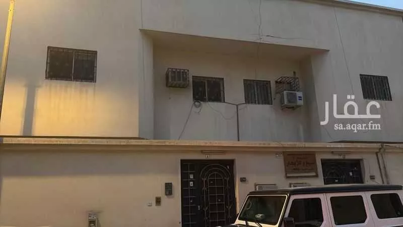 فيلا للبيع في شارع الخطائط, حي المعذر, مدينة الرياض, منطقة الرياض 1 صورة