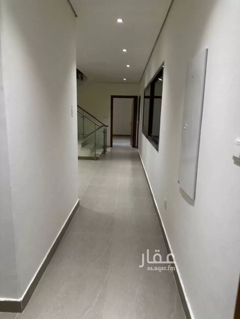 فيلا للإيجار في شارع إسحاق بن منصور ، حي مطار الملك خالد الدولي ، الرياض ، منطقة الرياض 1 صورة