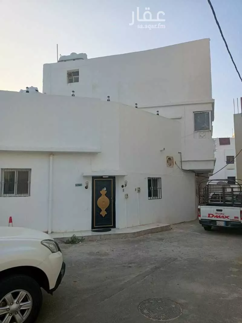 عمارة للإيجار في شارع 39 الشفا, حي الشفاء, مدينة ابها, منطقة عسير 1 صورة