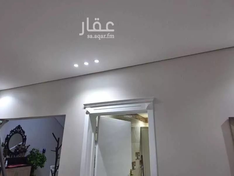 فيلا للبيع في شارع عبدالكريم بن يوسف الأنصاري, حي بدر, مدينة الرياض, منطقة الرياض 1 صورة