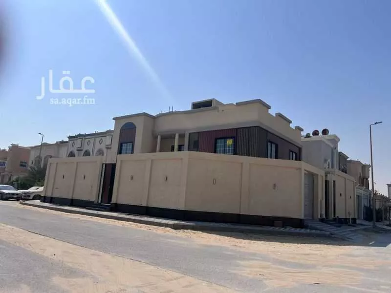 فيلا للبيع في حي ضاحية الملك فهد, مدينة الدمام, المنطقة الشرقية 1 صورة