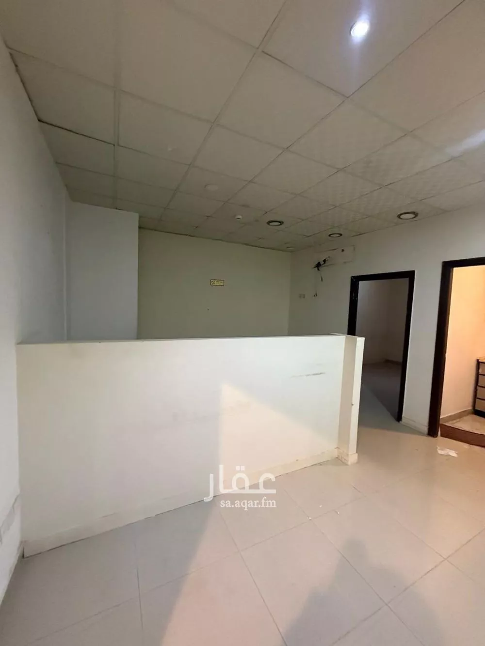 مكتب تجاري للإيجار في شارع التخصصي, حي النخيل, مدينة الرياض, منطقة الرياض 1 صورة