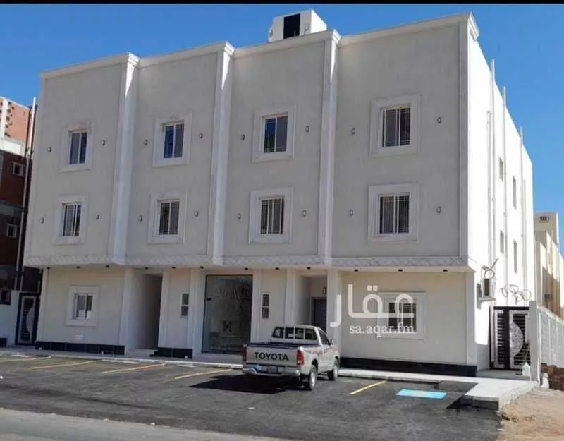 شقة للبيع في شارع الامير نايف بن عبدالعزيز, حي بنى بياضة, مدينة المدينه المنوره, منطقة المدينة المنورة 1 صورة