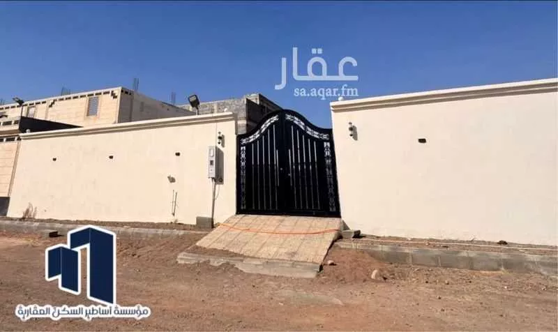 دور للبيع في شارع جعفر ابن ثوابة, حي ابيار الماشي, مدينة المدينه المنوره, منطقة المدينة المنورة 1 صورة