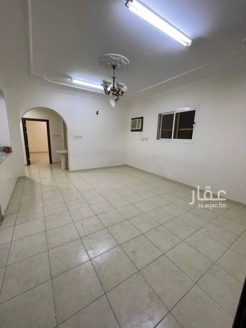 شقة للإيجار في شارع أبي العز الأثيري, حي الصالحية, مدينة عنيزه, منطقة القصيم 1 صورة