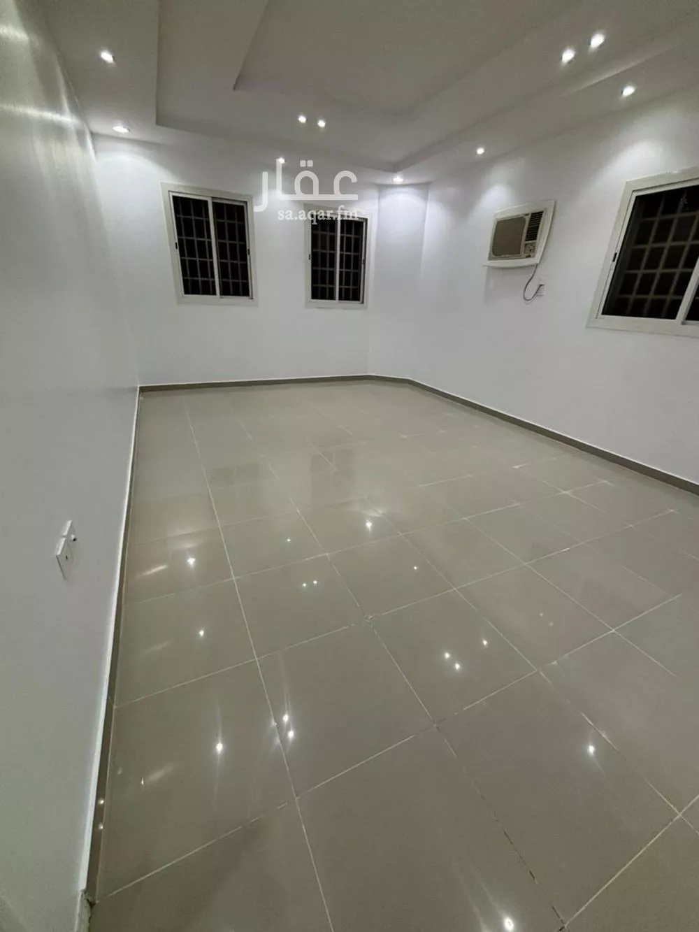 شقة للبيع في شارع الشهاب الربيعي, حي الحلقة الغربية, مدينة الطائف, منطقة مكة المكرمة 1 صورة