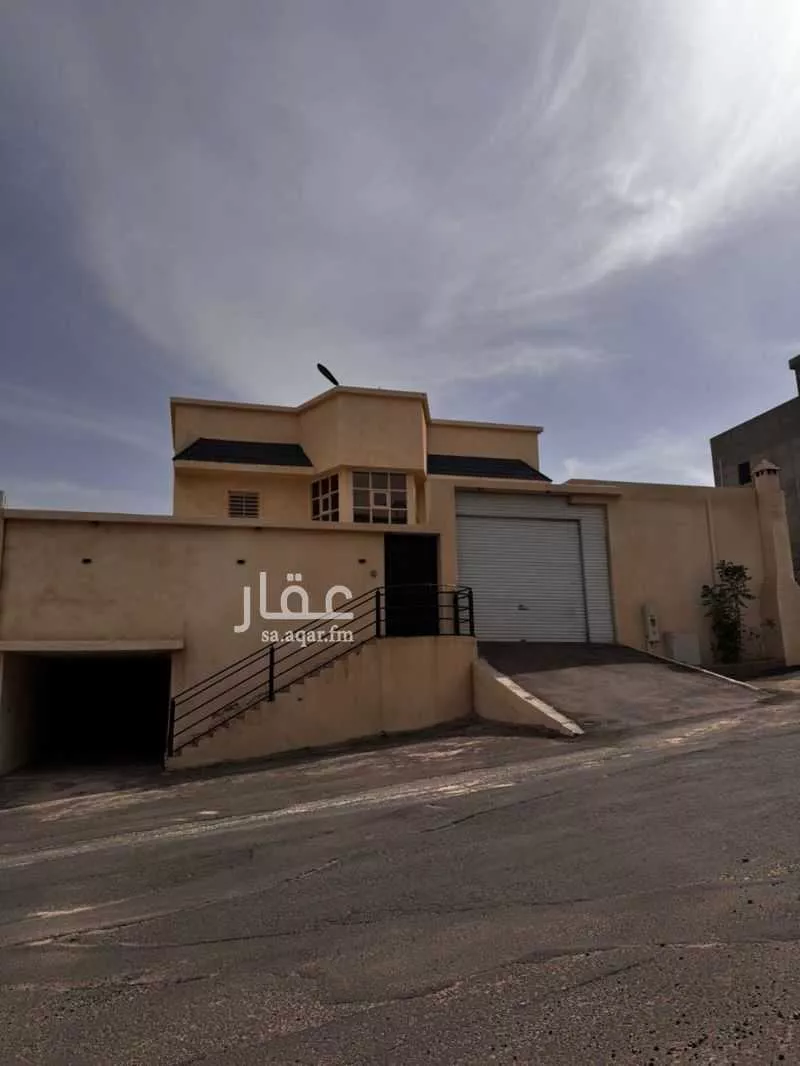فيلا للبيع في حي الزاوية, مدينة خميس مشيط, منطقة عسير 1 صورة