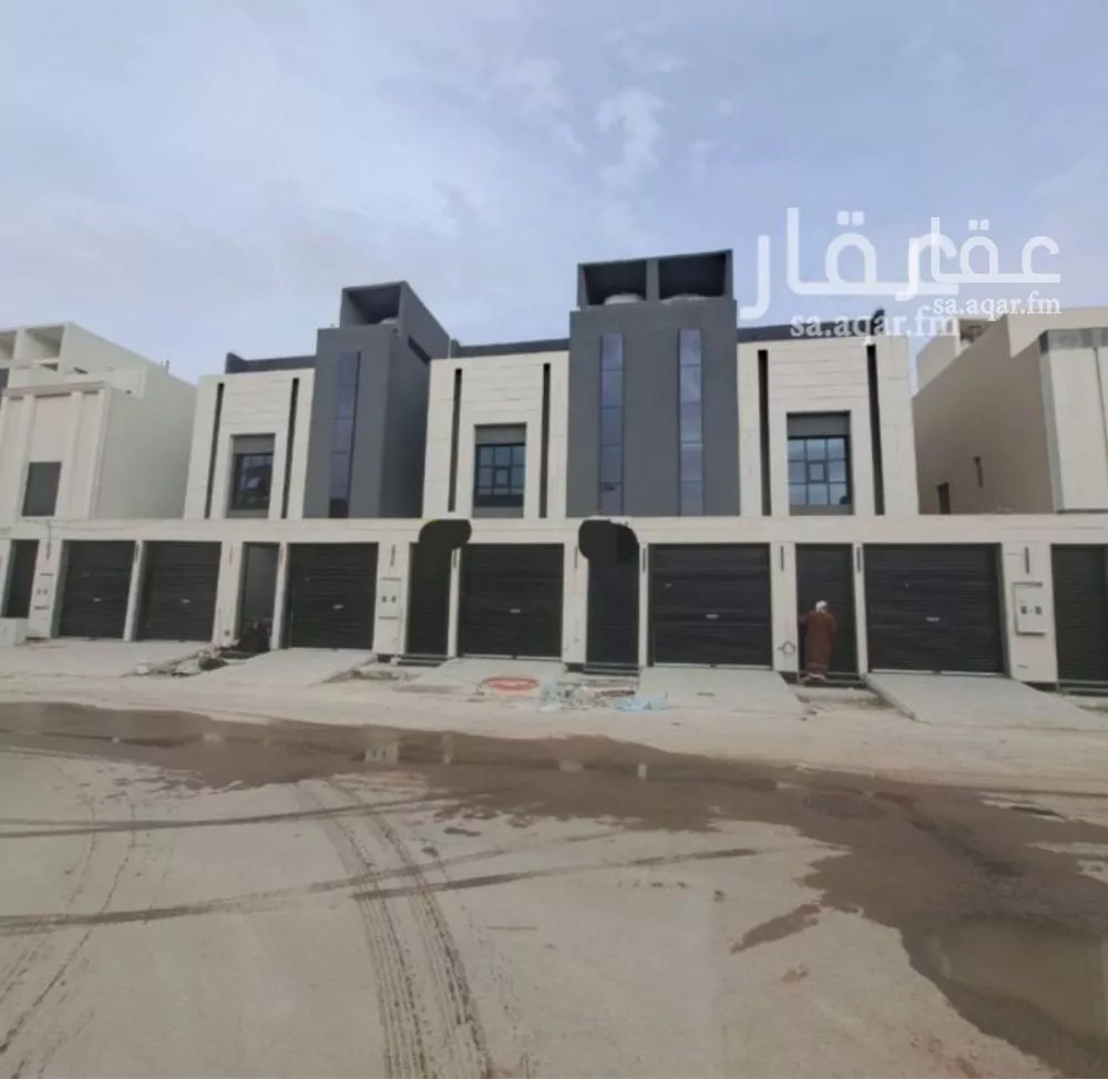 دور للبيع في شارع العجليه, حي طويق, مدينة الرياض, منطقة الرياض 1 صورة