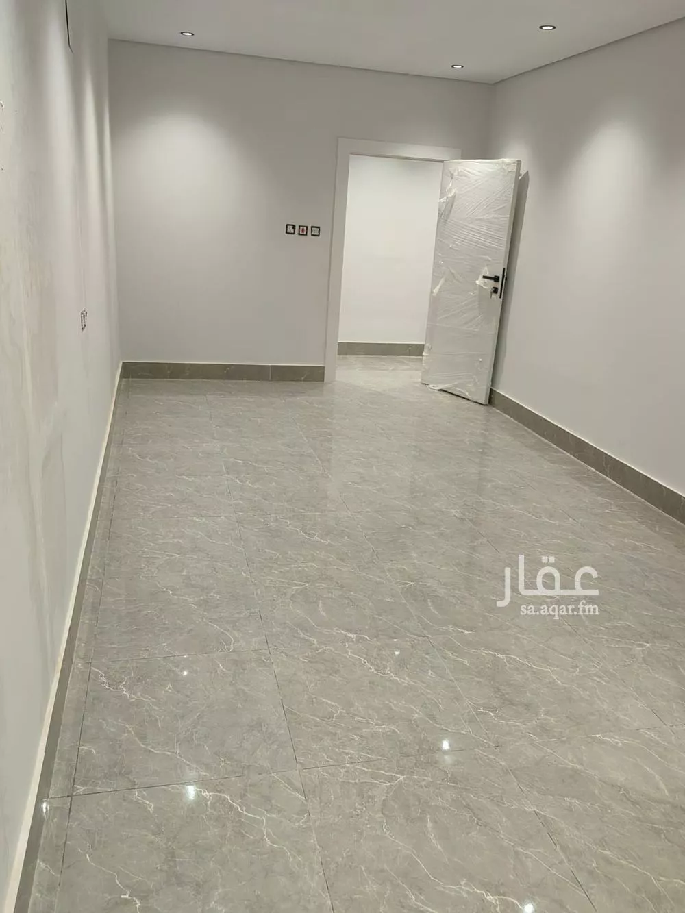 شقة للإيجار في شارع الأمير نايف بن عبدالعزيز, حي الملك فهد, مدينة الرياض, منطقة الرياض 1 صورة