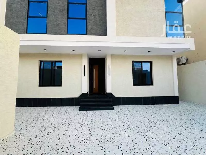 فيلا للبيع في شارع الصالحيه, حي الصالحية, مدينة جدة, منطقة مكة المكرمة 1 صورة