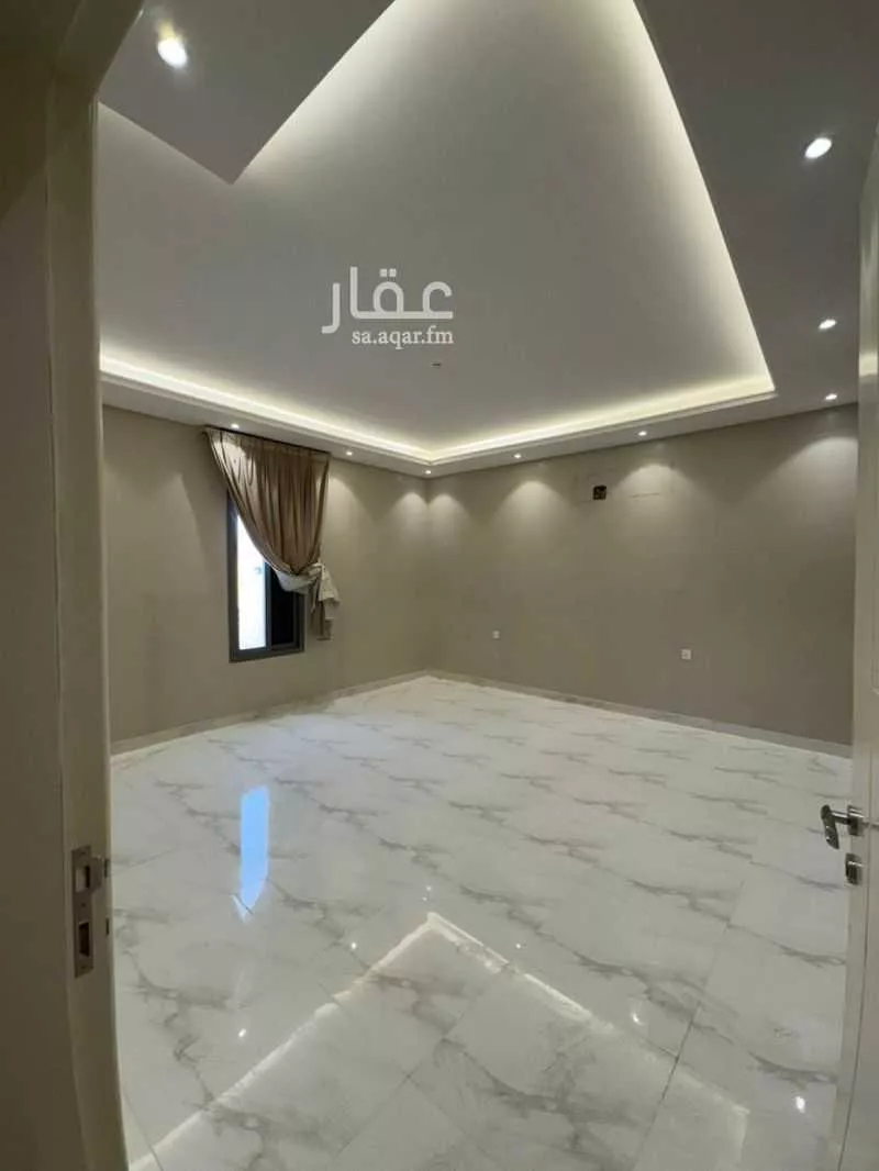 عمارة للإيجار في شارع طياش, حي عكاظ, مدينة الرياض, منطقة الرياض 1 صورة