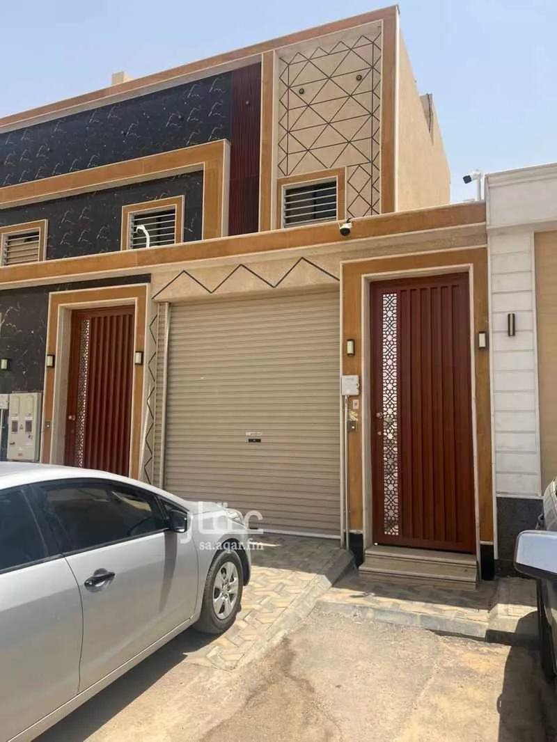 فيلا للبيع في شارع عبدالرحمن المكودي, حي عكاظ, مدينة الرياض, منطقة الرياض 1 صورة