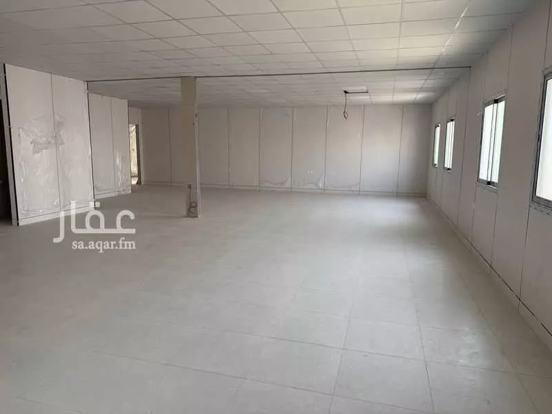مكتب تجاري للإيجار في شارع الأمير سعود الكبير بن عبدالعزيز آل سعو, حي القدس, مدينة الرياض, منطقة الرياض 1 صورة