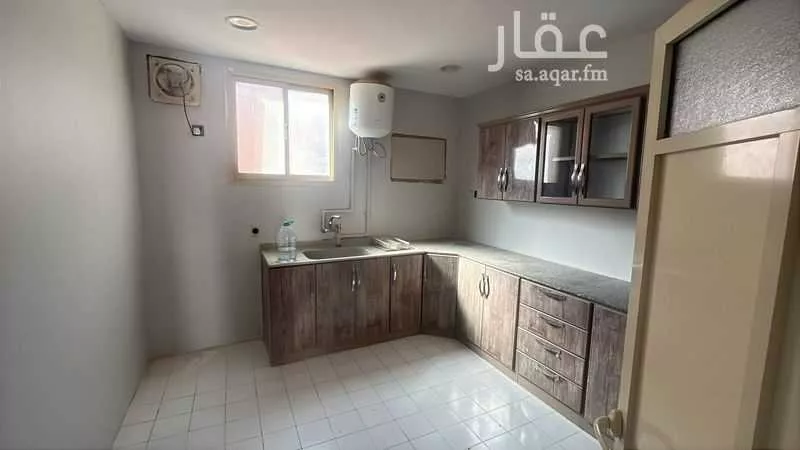 شقة للإيجار في شارع عبيدالله ابن سهيل الانصاري, حي محاسن الأول, مدينة الاحساء, المنطقة الشرقية 1 صورة