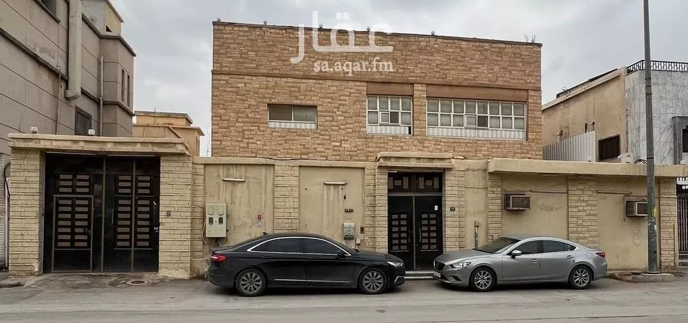 فيلا للبيع في شارع الشيخ محمد بن عبداللطيف بن عبدالرحمن, حي شبرا, مدينة الرياض, منطقة الرياض 1 صورة