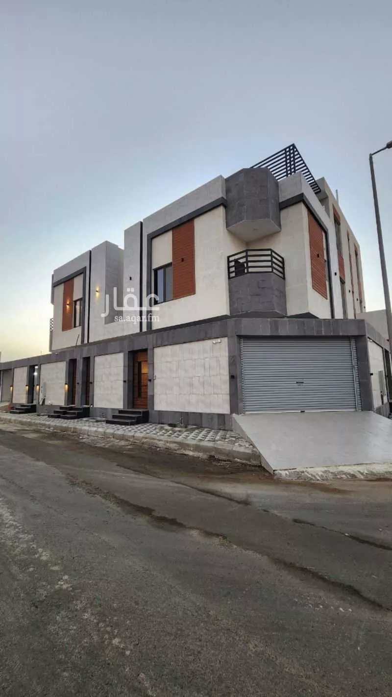 فيلا للبيع في شارع ابي الحسن الزينبي, حي الصواري, مدينة جدة, منطقة مكة المكرمة 1 صورة