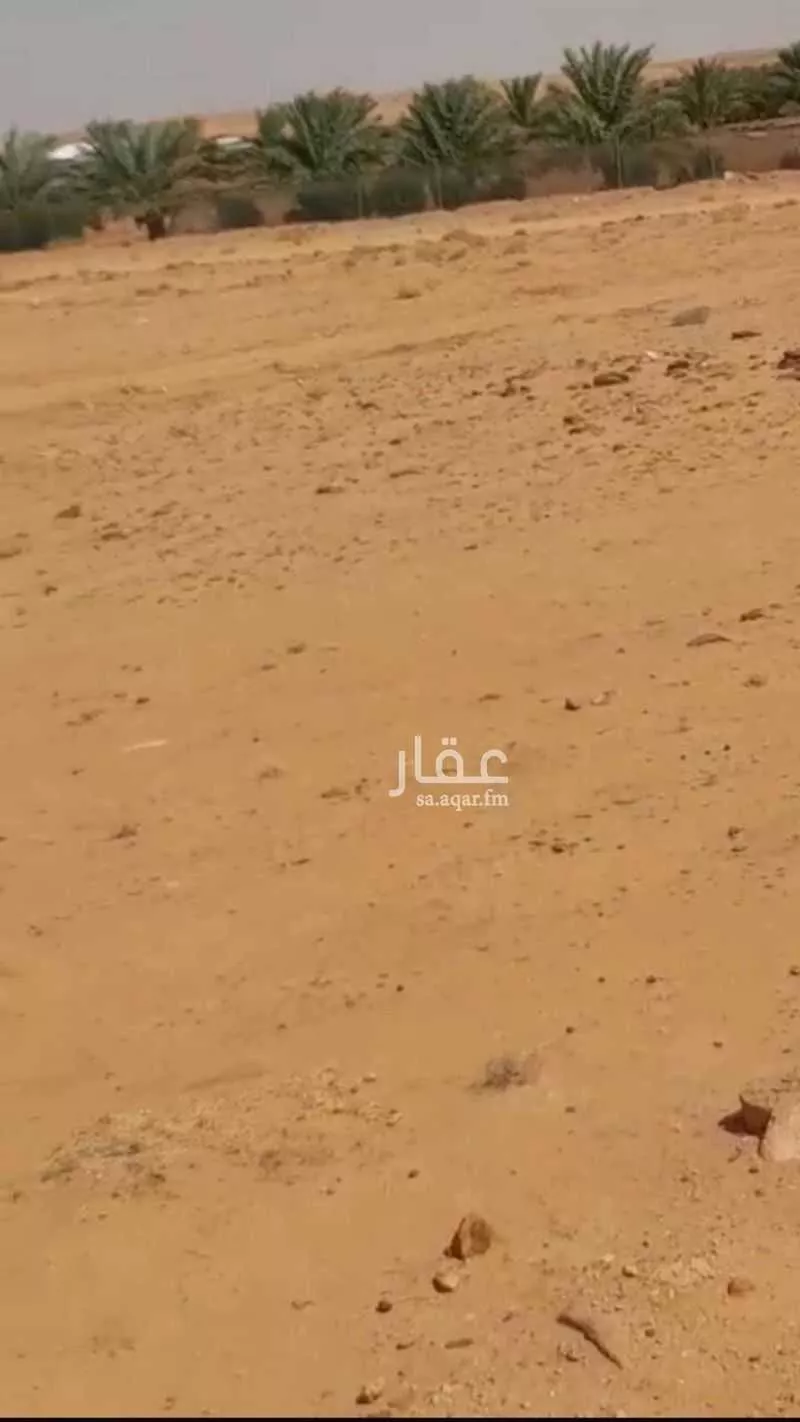 مزرعة للبيع في حي مزارع برمه, مدينة مزارع برمه, منطقة الرياض 1 صورة
