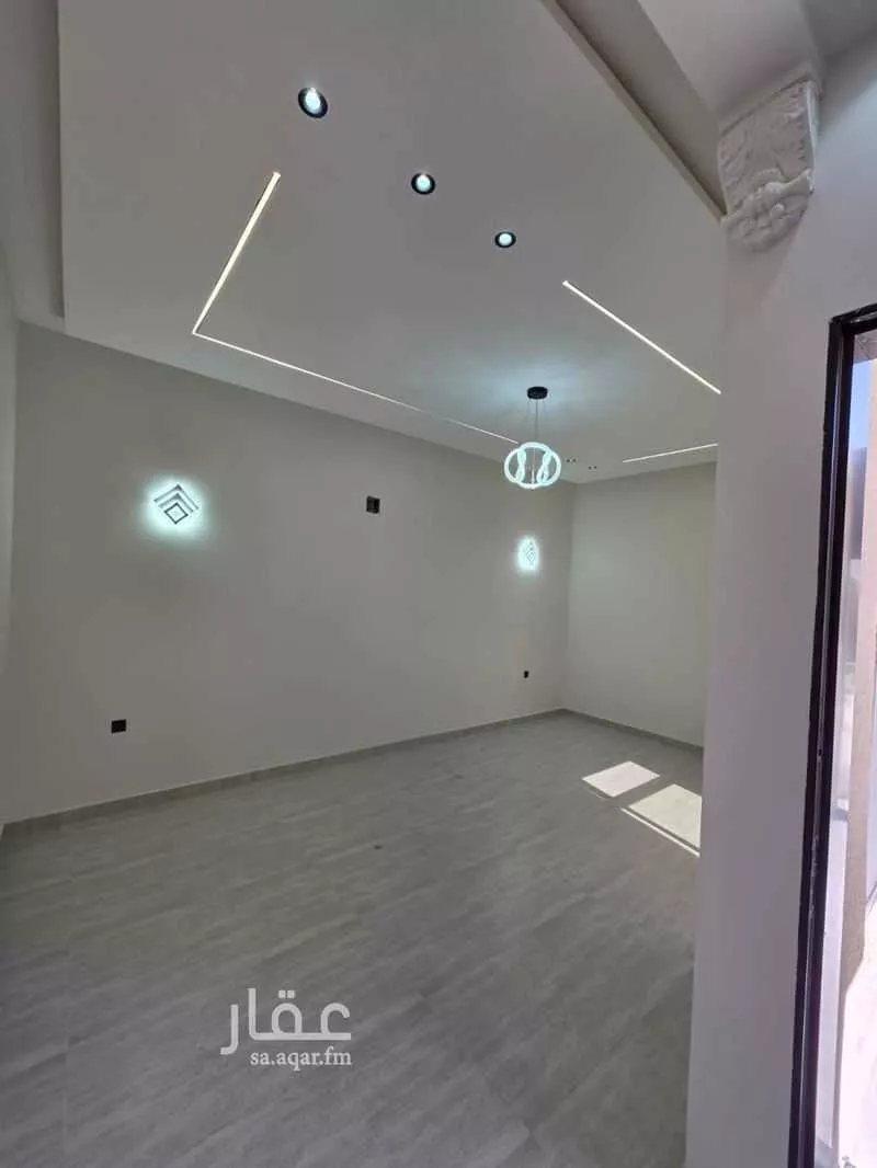 دور للبيع في شارع رقم 3, حي الندوة, مدينة الرياض, منطقة الرياض 1 صورة