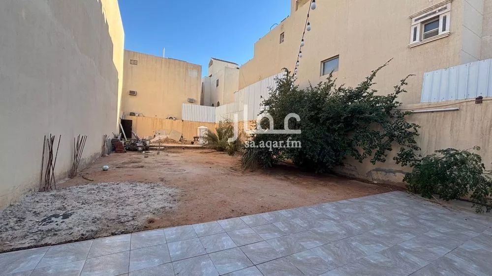 فيلا للبيع في شارع الصفحي, حي قرطبة, مدينة الرياض, منطقة الرياض 1 صورة