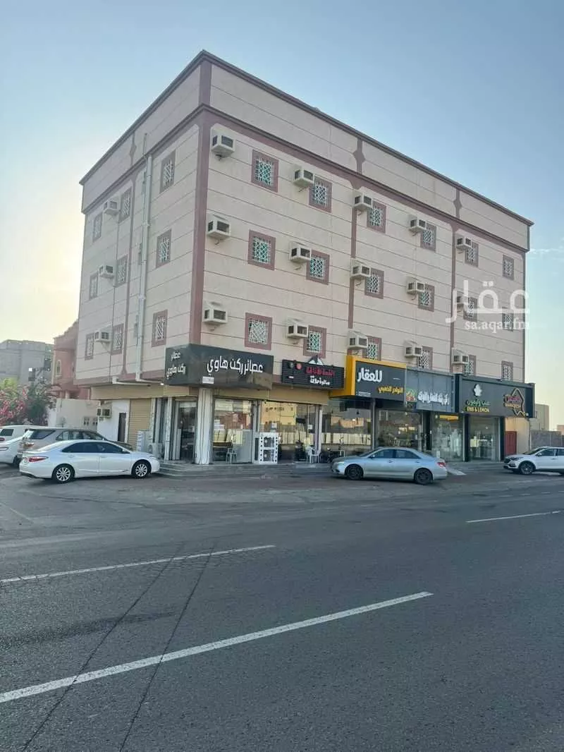 عمارة للبيع في شارع شارع الأمير ناصر بن عبد العزيز, حي السويس 1, مدينة جازان, منطقة جازان 1 صورة