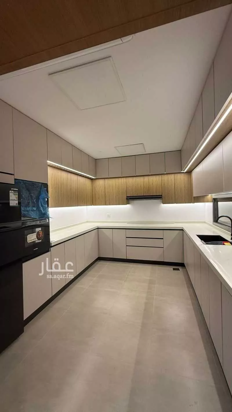 فيلا للإيجار في شارع سعيد المغربي, حي مطار الملك خالد الدولي, مدينة الرياض, منطقة الرياض 1 صورة