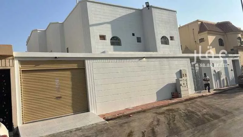 فيلا للبيع في شارع وادي جليل, حي بدر, مدينة الرياض, منطقة الرياض 1 صورة