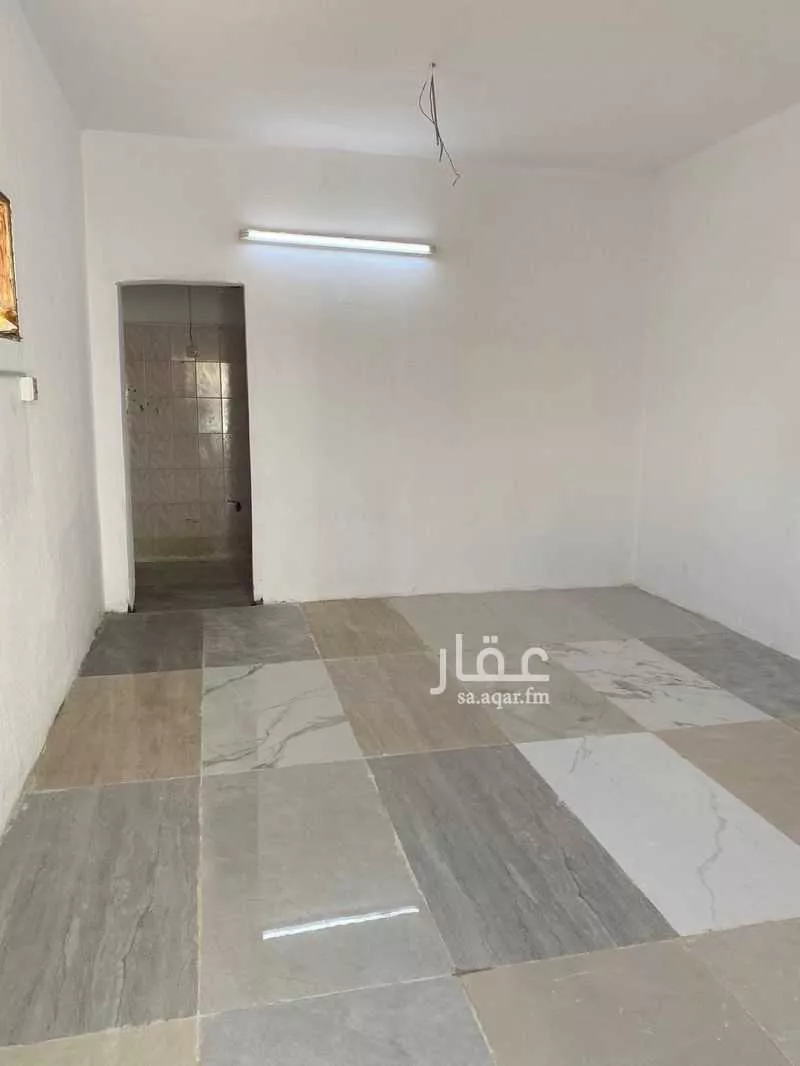 غرفة للإيجار في شارع سعدون العواجي, حي الصالحية, مدينة جدة, منطقة مكة المكرمة 1 صورة