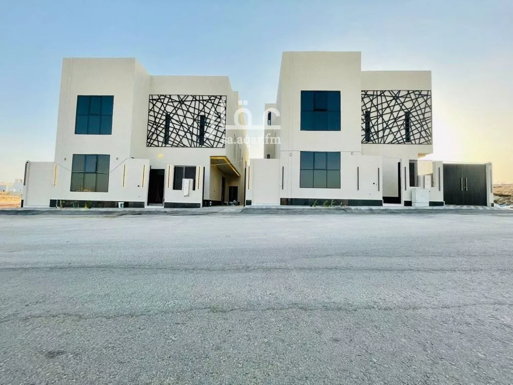فيلا للبيع في شارع أبي الريحان البيروني, حي المهدية, مدينة الرياض, منطقة الرياض 1 صورة